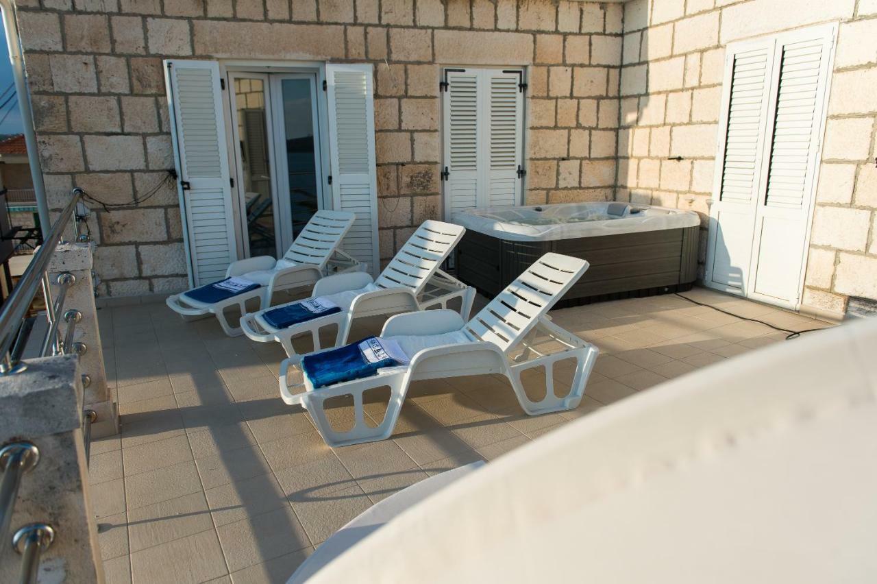 Apartments Cezar Rogoznica  Luaran gambar