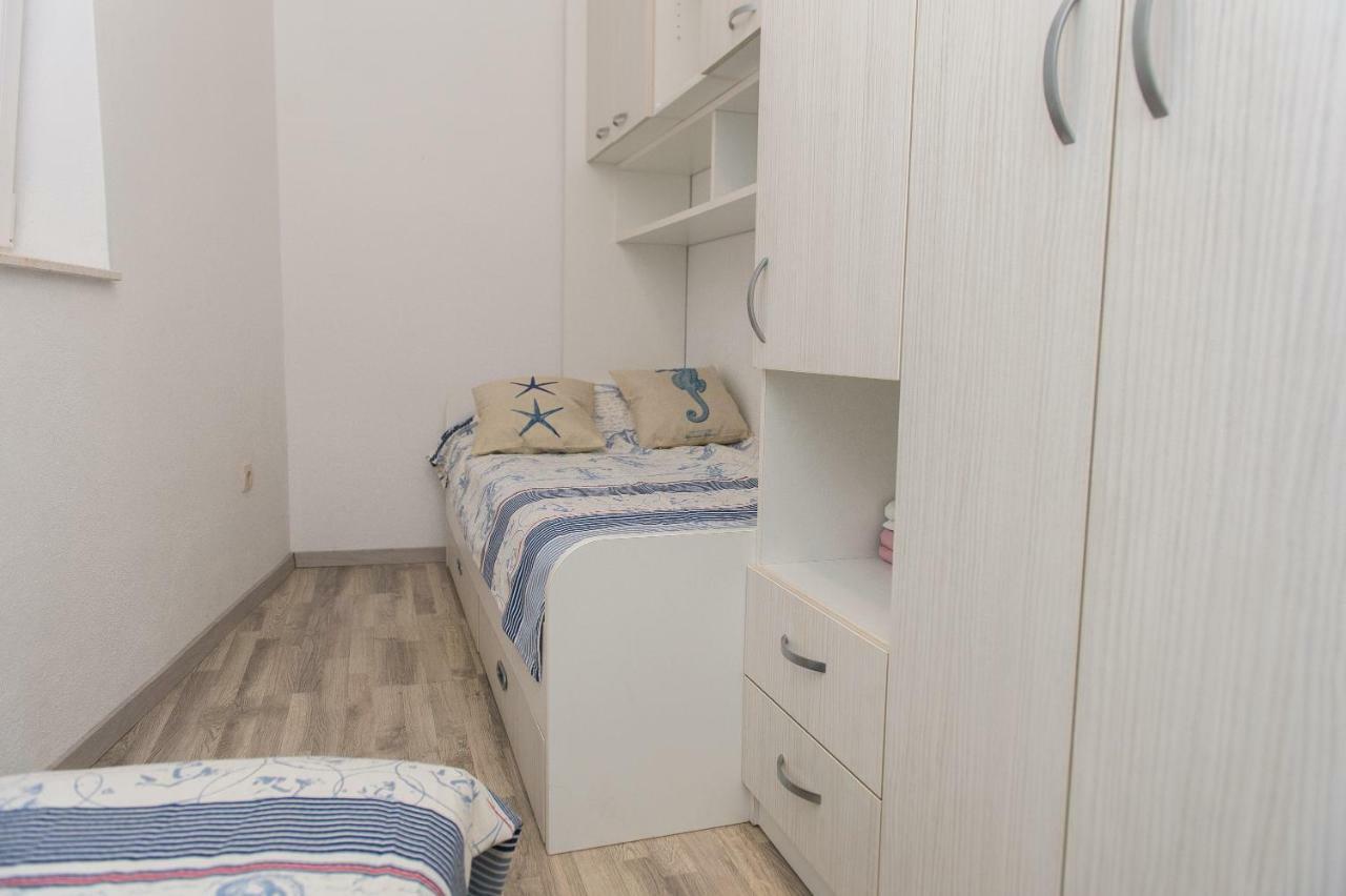 Apartments Cezar Rogoznica  Luaran gambar